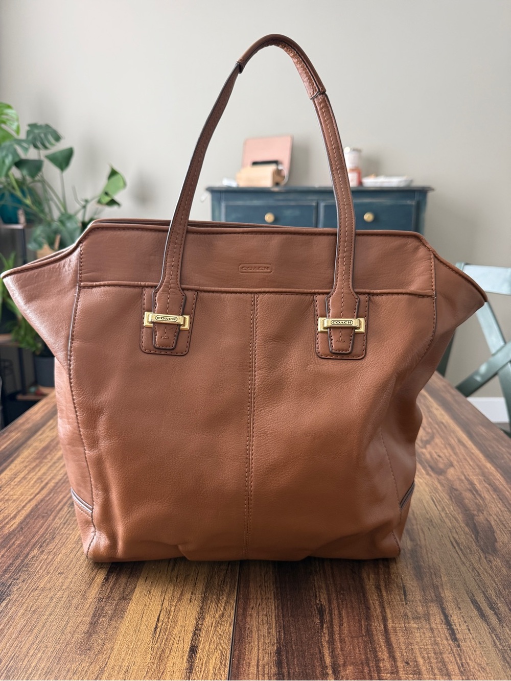 Coach Cognac Leather Tote with Gold Hardware EUC